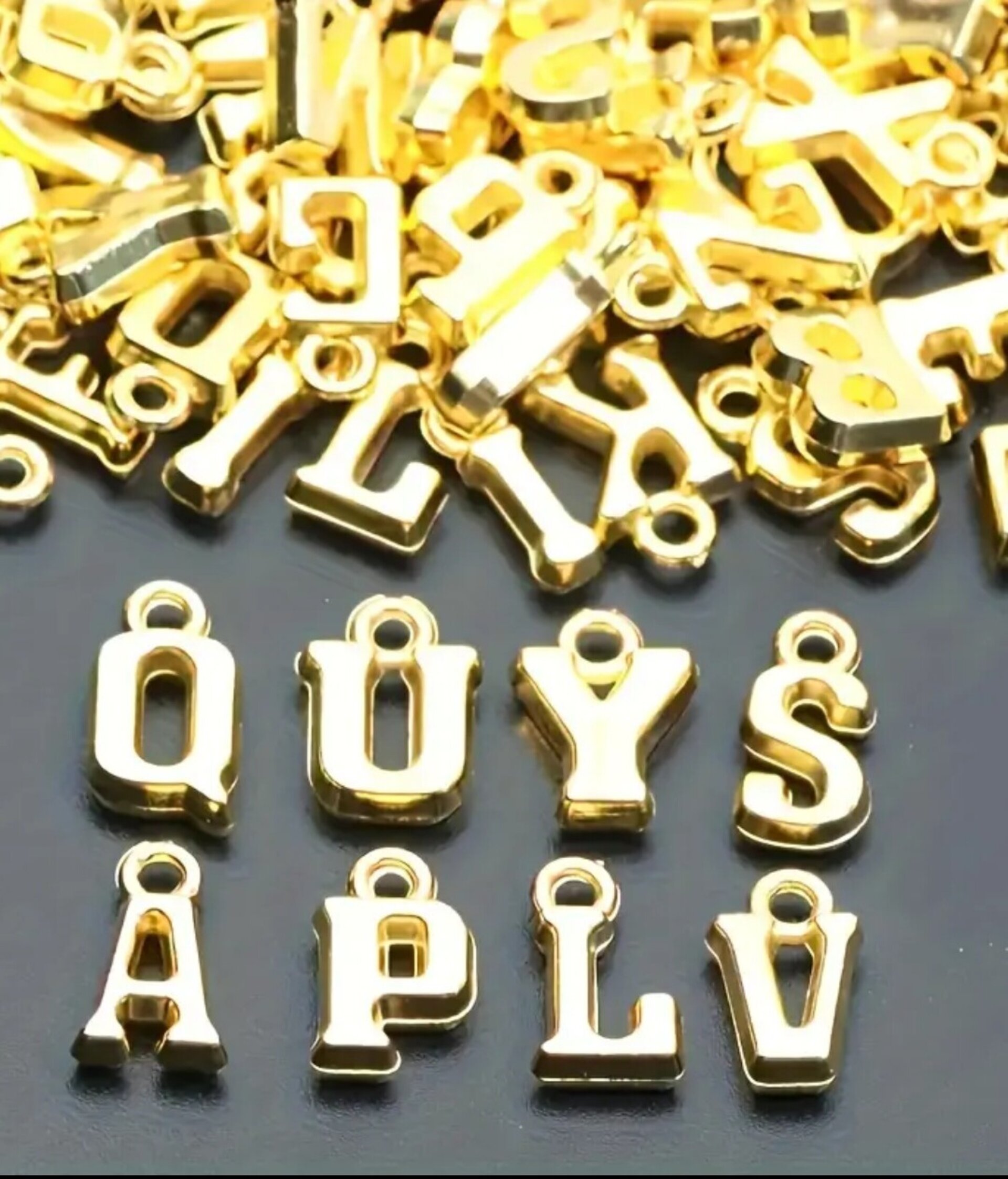 Colgante De Letra  Oro - 4