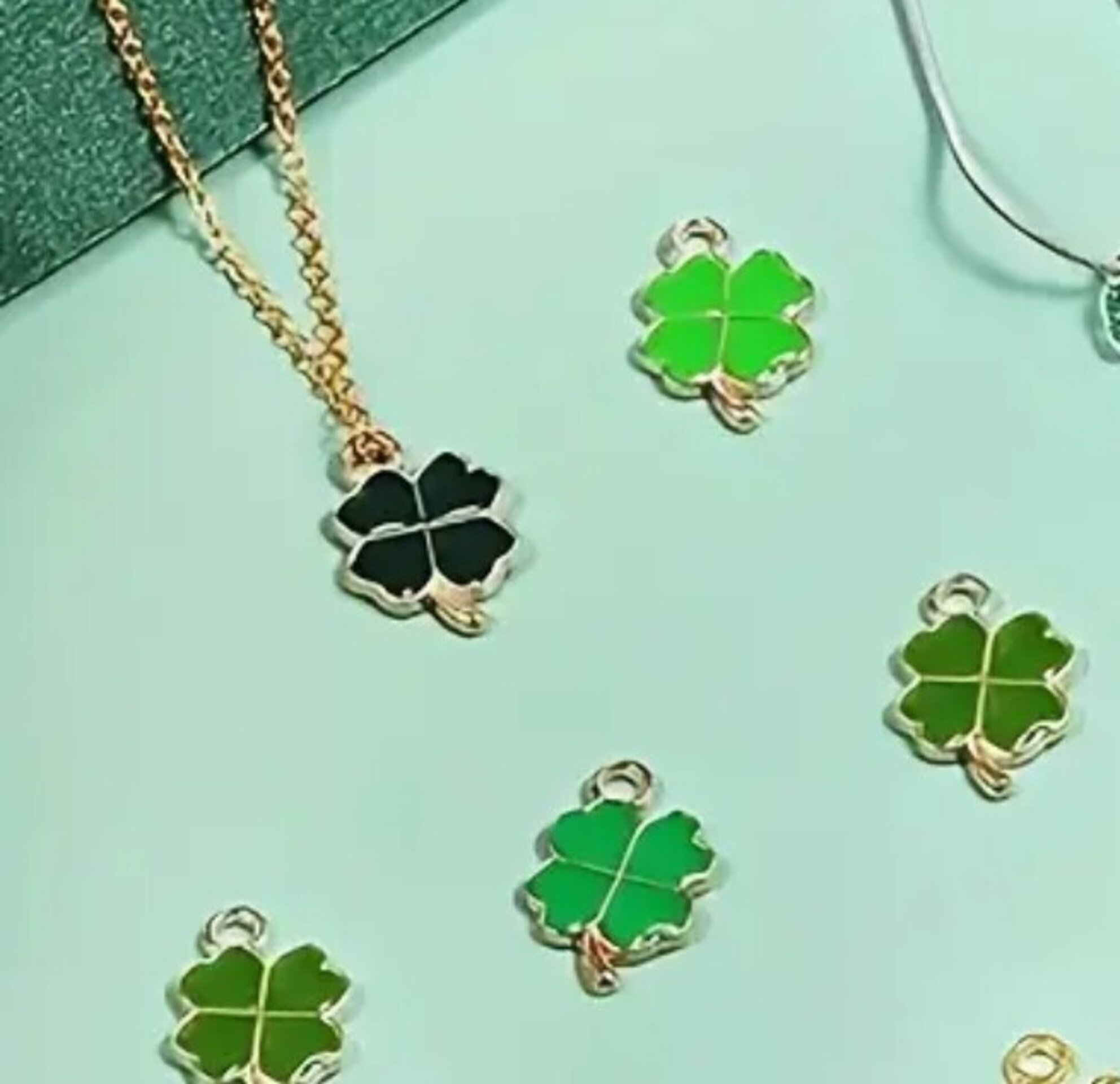 Colgantes De Tréboles Varios - 3