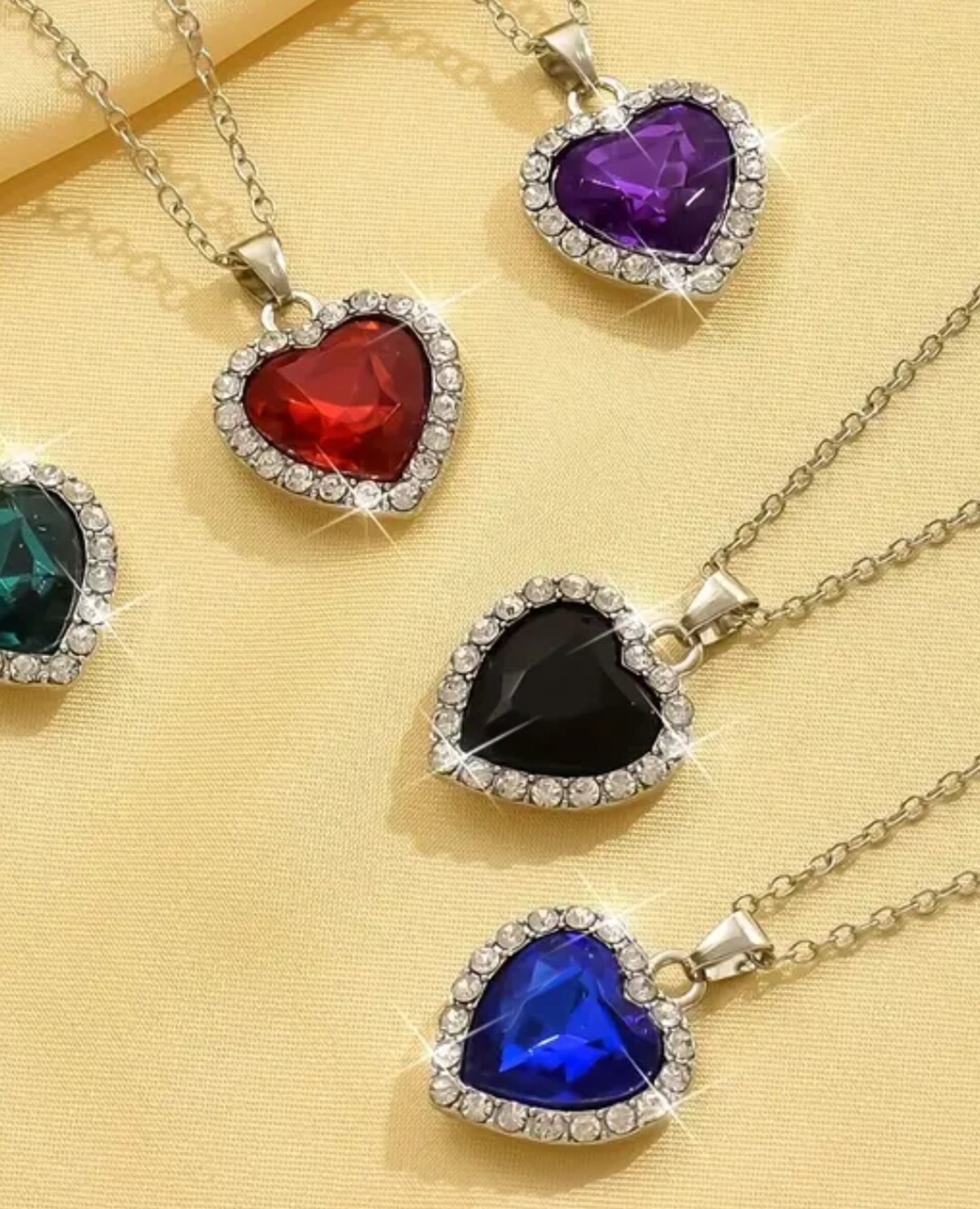 Collar Corazón Negro - 2