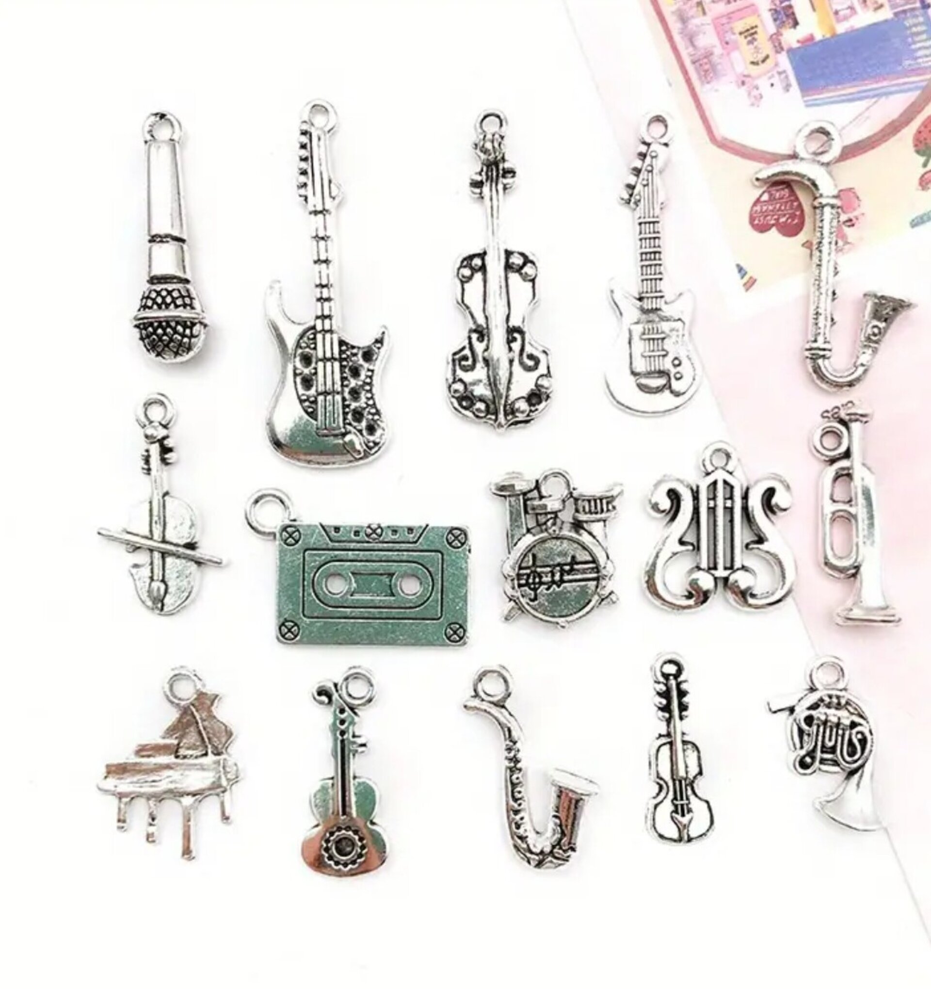 Colgantes De Instrumentos Musicales - 3